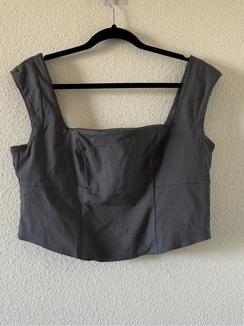 Wild Fable NWT Cutesy Dainty tailored cropped top square neckline Women’s XL